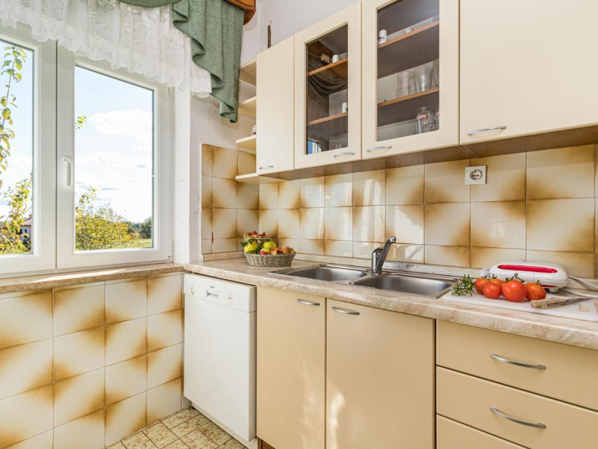 Holiday Home Larisa - Ipc141 By Interhome Pićan Buitenkant foto